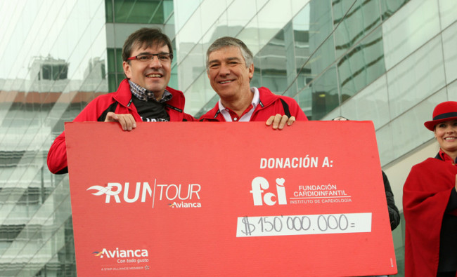 Dr. Santiago Cabrera, Director Ejecutivo Fundación Cardioinfantil, Fabio Villegas, Presidente Avianca