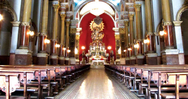 Basilica Voto Nacional in Bogotá