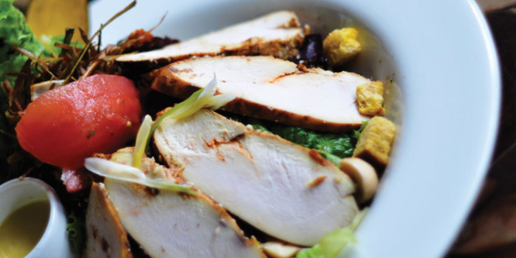 From Thai salads to a costeño flank steak, Diana García is an informal lunch hot spot popular with the business crowds.