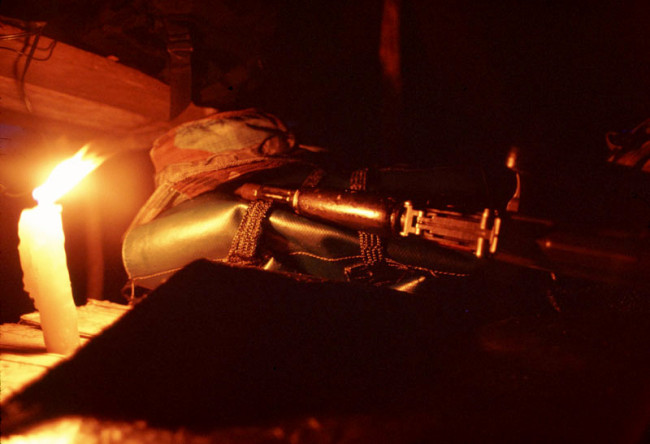 The Farc and the Colombian goverment seem on a fast track to seal a peace deal in light of new threats.