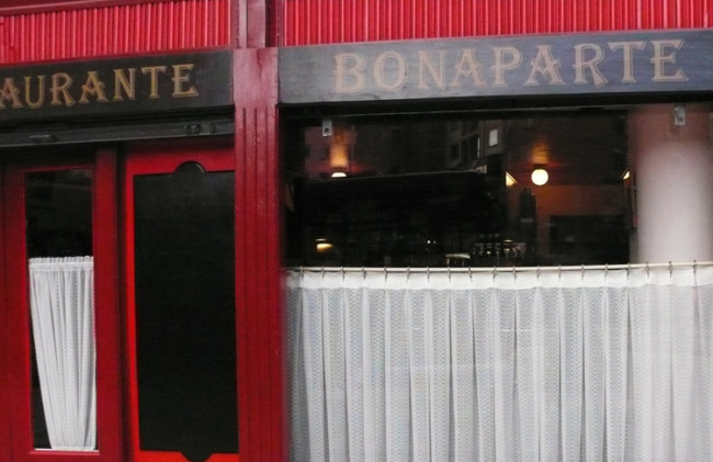 The quaint restaurant Bonaparte offers clients an authentic French lunch.