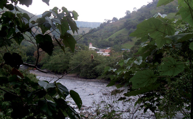Race the river Negro near the sugarcane producing town of Tobia in the foothills of Cundinamarca