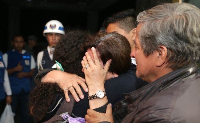 Colombian families repatriated after Ecuador quake