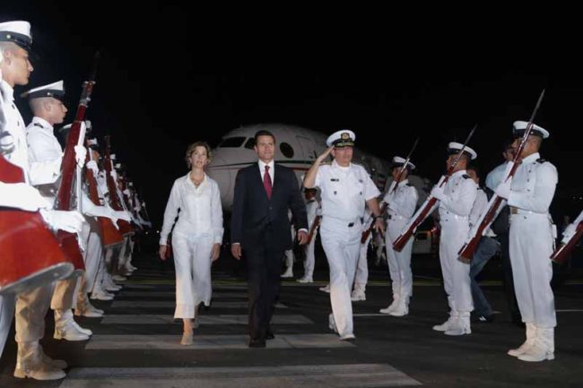 Mexican President Enrique Peña Nieto arrives in Cartagena to witness the peace signing. (Photo courtesy Presidencia de la Republica)