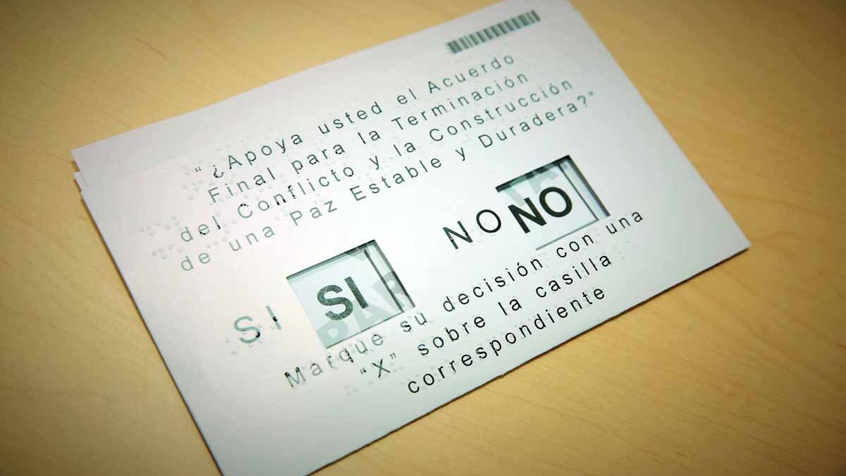 This sample voting card shows the choices before Colombians in a plebiscite vote Sunday to determine the fate of a peace deal with the FARC guerrilla group. (Photo courtesy Registraduria Nacional)