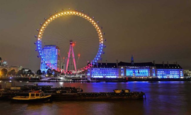The London Eye was lit in the colors of the Colombian flag. (Photo Presidencia de la República)