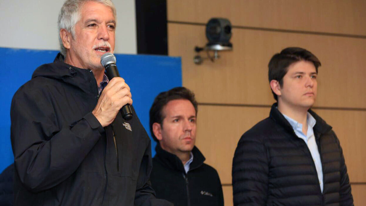 enrique penalosa eln bombing