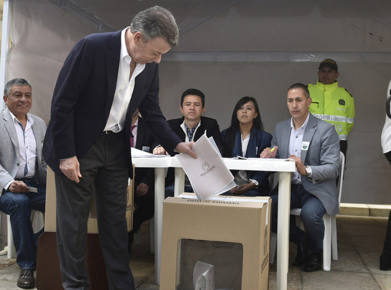 Editorial: Reason, not populism, as Colombia’s political landscape shifts