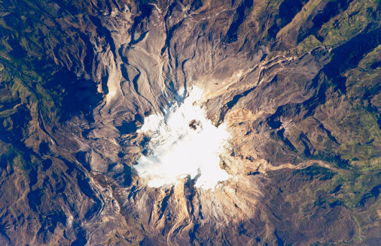 Big Picture: A volcano from the heavens