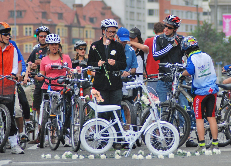 More police to patrol Bogotá’s designated bike lanes after muggings