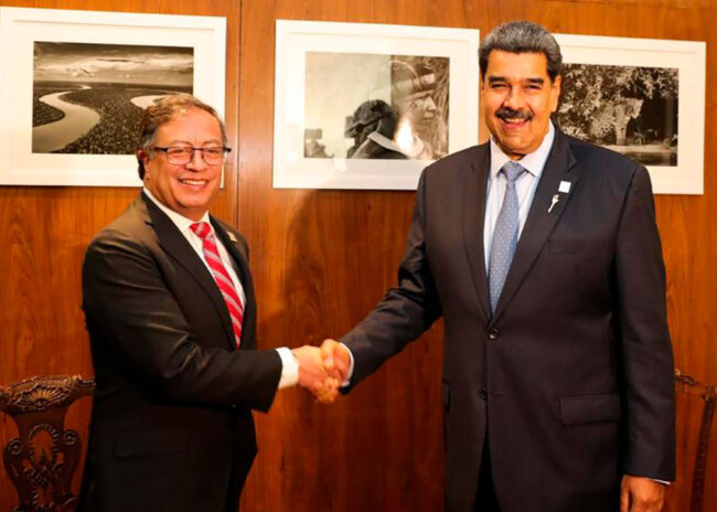 President Gustavo Petro of Colombia meets with Venezuela's Nicolás Maduro during the Brasilia summit. Photo: Presidencia.