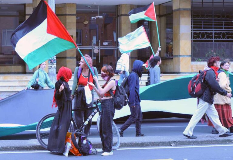 Bogotá braces for pro-Palestine marches October 7, U.S Embassy closes