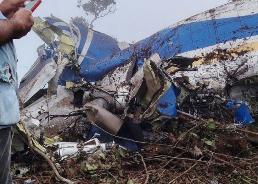 Local farmers were first to arrive at the crash site of the Satena flight on Wednesday afternoon. Photo: X