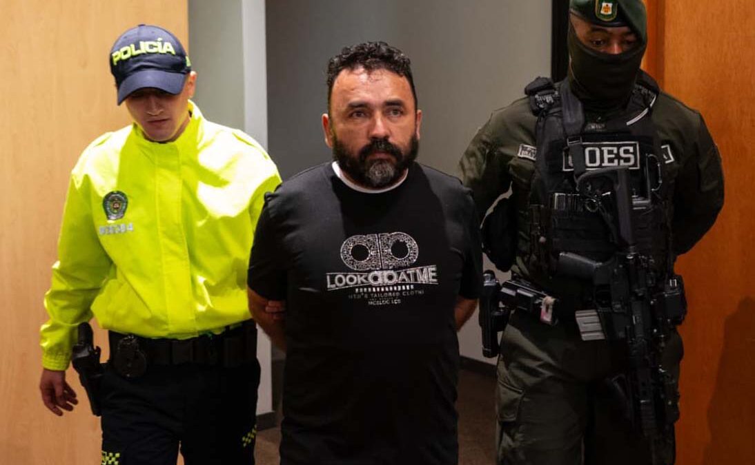 Bogotá police take into custody alias "Misión" who facilitated the arrival of the Venezuelan criminal group Tren de Aragua in the capital Photo: Alcaldía de Bogotá